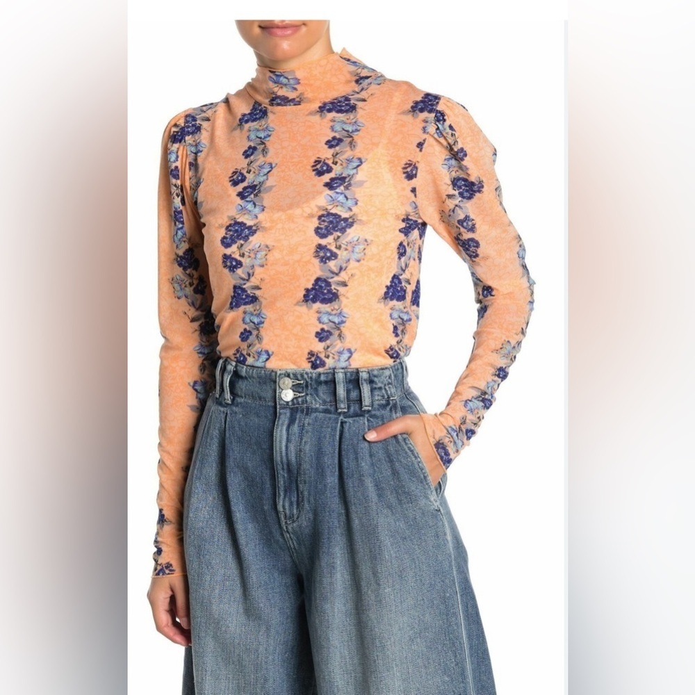 Free People Size M Tan Fitted Ribbed Blouse Long Sleeve Floral